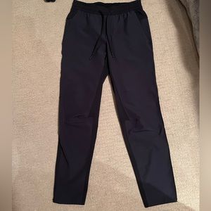 Lululemon mens surge jogger